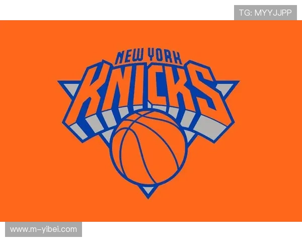 尼克斯主场麦迪逊广场花园气氛火热，球迷高呼防守口号