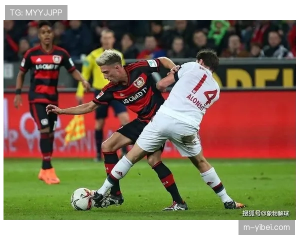 蒙彼利埃2-2战平斯特拉斯堡，双方各在高压下犯错导致丢球